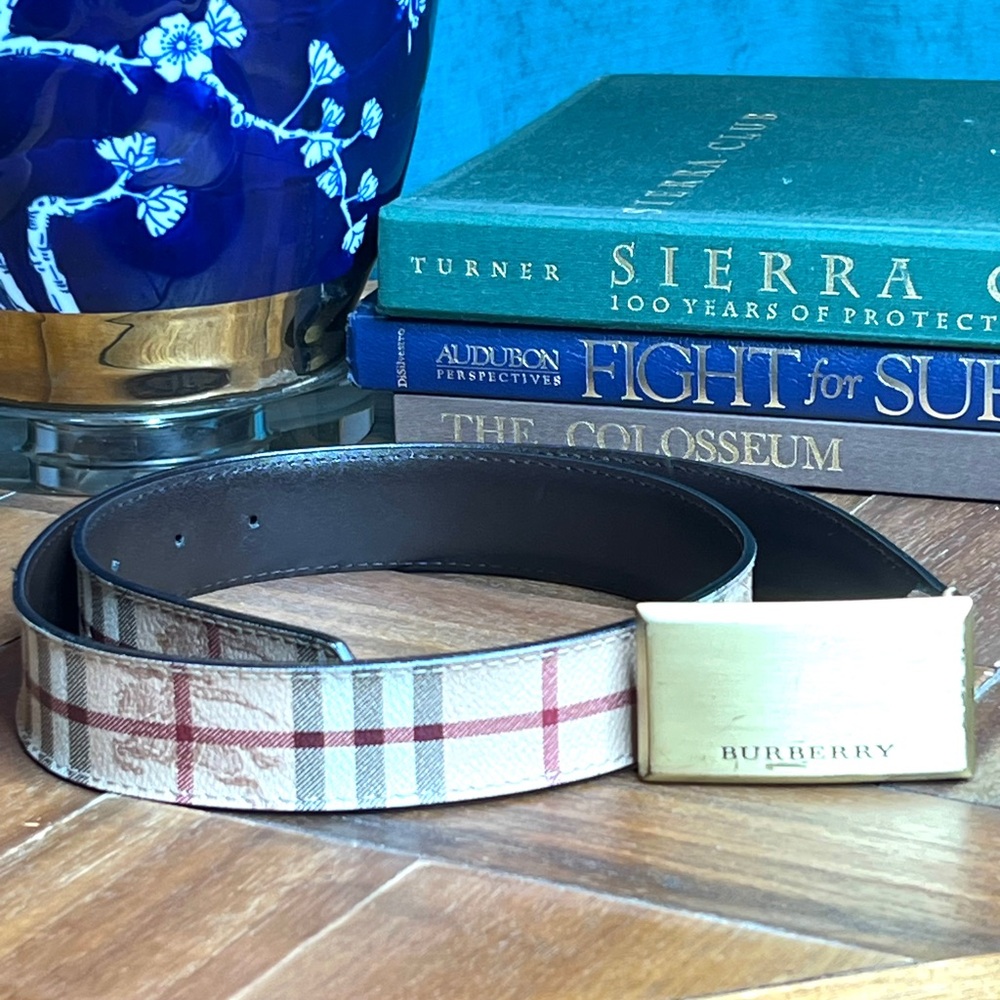Men’s Burberry Belt with Gold Buckle (Size 36/90)